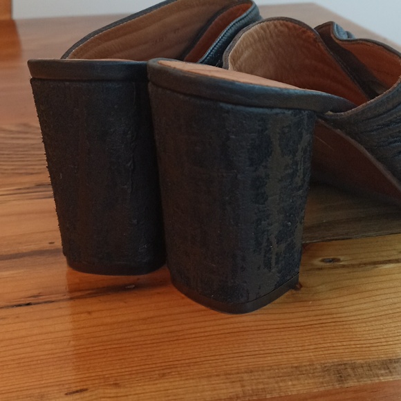 Chie Mahara Mules - Picture 3 of 7